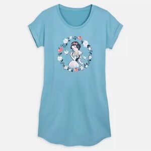 NWT Disney park’s Snow White nightshirt by munki munki (M)